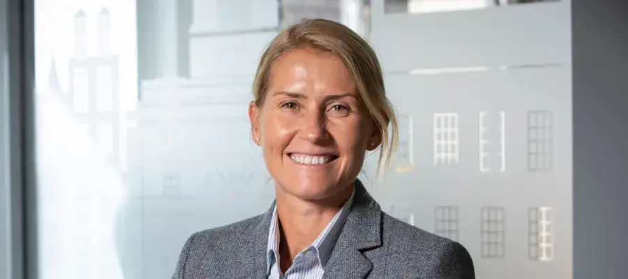 A headshot of Carina Svenson