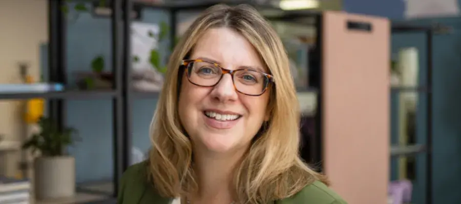 Suzanne Thompson